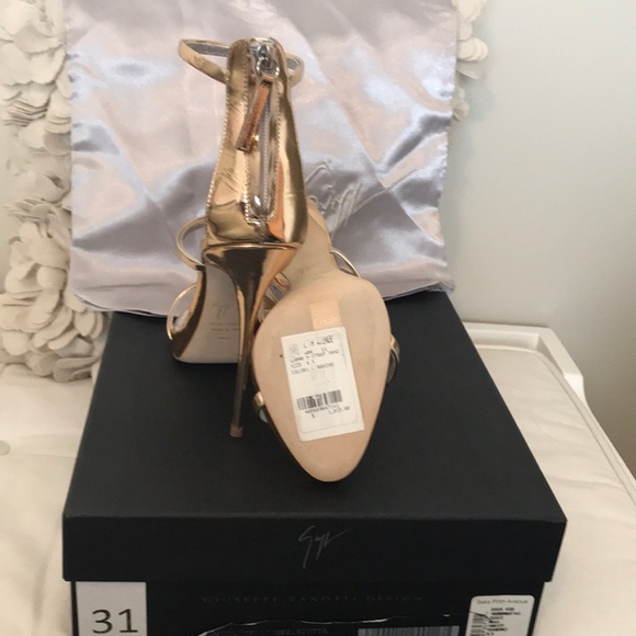 Giuseppe Zanotti- New Year’s Perfect Shoe!!! - Picture 5 of 5